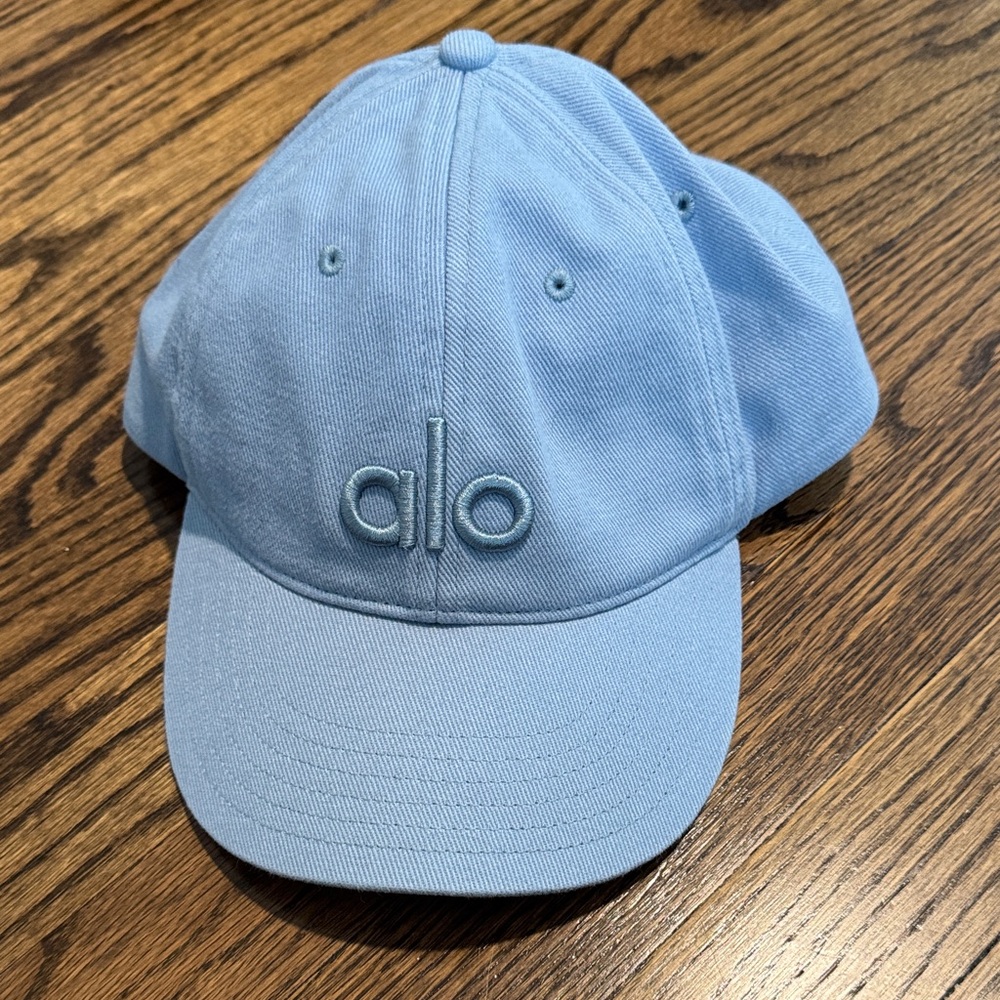 Alo Washed ‘Off Duty’ Cap. Light Denim. O/S